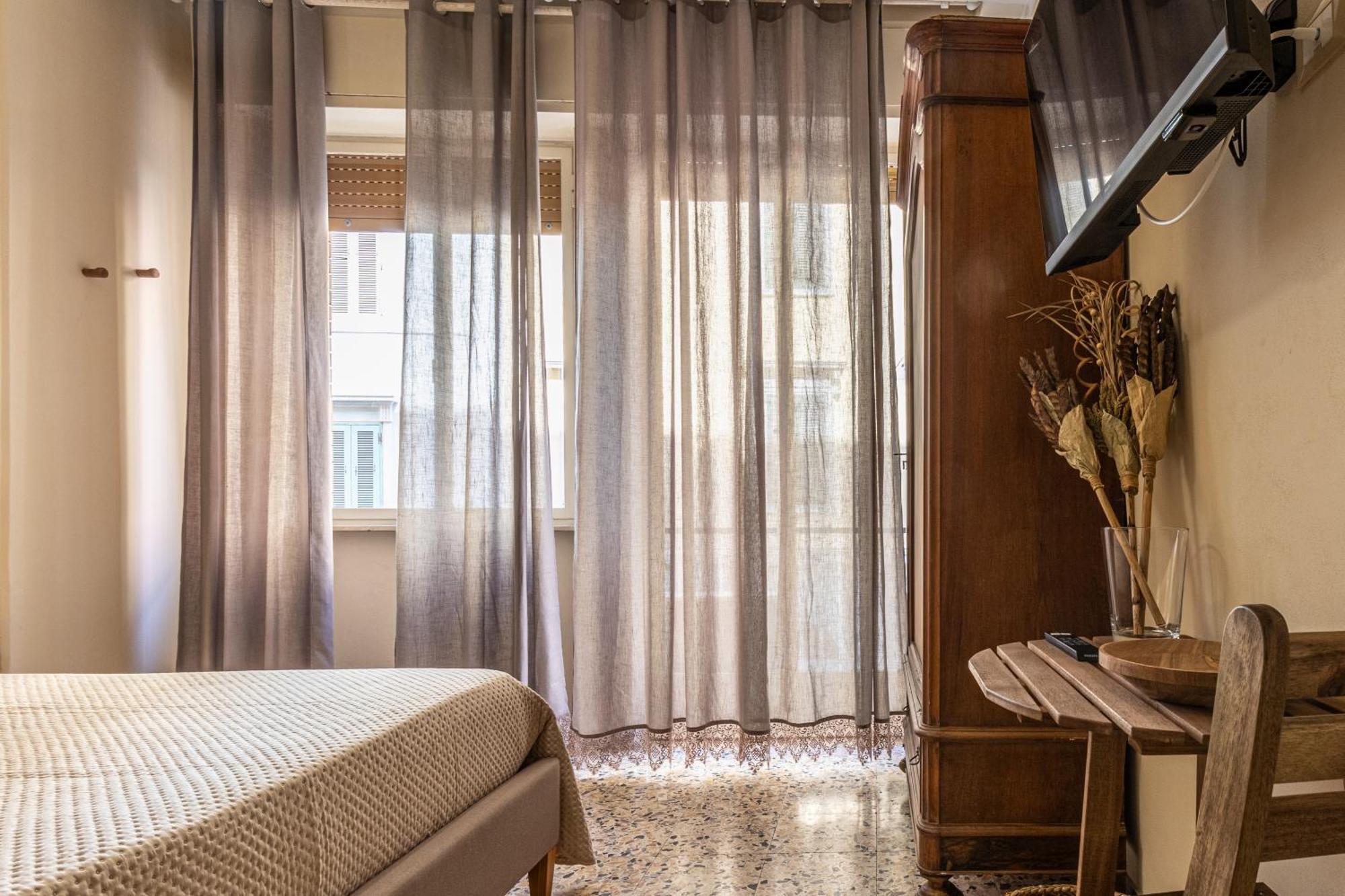 L'Erika In Citta Hotel Livorno Ngoại thất bức ảnh